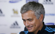Mourinho lo Man Utd, Man City vung tiền cho chuyển nhượng