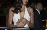 Irina Shayk thu hút mọi ánh nhìn tại Cannes