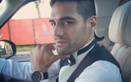 Falcao khoe tóc mới siêu bảnh trước ngày rời M.U