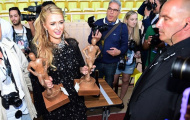 Paris Hilton cổ vũ Djokovic, Massa chơi bóng