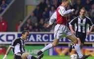 Video: Top 5 bàn thắng đẹp nhất của Dennis Bergkamp tại Premier League