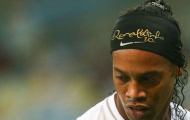 Bị thay ra sân, Ronaldinho quát tháo ầm ĩ
