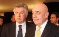 Ancelotti tuyên bố không về, Galliani lập tức bay sang Madrid
