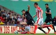 Liverpool thua sốc Stoke trong ngày cuối Premier League