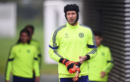 Video: Màn so tài giữa Petr Cech và Edwin van Der Sar