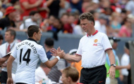 Van Gaal biến Chicharito là “mồi câu”