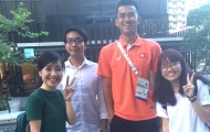 Học trò ông Miura xúc động khi nhận được mắm tôm tại Singapore
