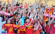 CĐV Việt Nam tại Singapore: Cháy hết mình vì U23