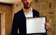 De Gea được cả thành phố nhận làm... con nuôi