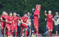 Cầu thủ U23 Việt Nam tặng bàn thắng cho Tấn Tài bị chấn thương nặng