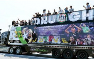 Fan Juventus tậu xe khủng lên đường sang Berlin