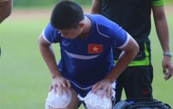 Cầu thủ U23 Việt Nam đồng loạt chườm đá