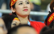 Hoa hậu Thu Thảo cháy hết mình cổ vũ U23 Việt Nam
