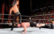 Curb Stomp - Cú đạp chết người tại WWE