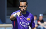 Vì ĐTQG, Claudio Bravo bỏ tiệc ăn mừng cùng Barcelona