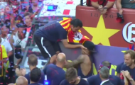 Sốc: Xavi nổi đóa, vung tay đánh Neymar