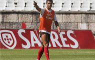 Chùm ảnh: Cristiano Ronaldo rạng rỡ tập trung cùng tuyển quốc gia