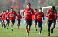 Chuyển động Copa America: Chile dừng buổi tập vì... vật thể bay