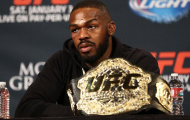 Sau sự cố tông xe, Jon Jones đã quay trở lại luyện tập