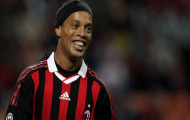 Video: Xem lại pha bóng Ronaldinho đùa giỡn đối phương