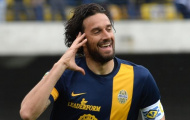 Luca Toni tiếp tục viết sử ở Hellas Verona