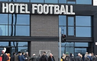 Cận cảnh “khách sạn bóng đá” của các ngôi sao MU nằm sát bên sân Old Trafford