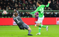 Dortmund nhảy vào cuộc đua tranh giành Bas Dost