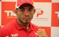 UFC nóng mặt vì ngay cả Jose Aldo cũng tẩy chay Reebok?
