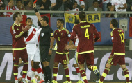 Video: Thêm một thẻ đỏ ngớ ngẩn tại Copa America 2015
