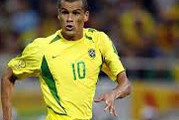 Video: Những năm tháng đáng nhớ của Rivaldo trong máu áo Brazil