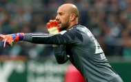 Bị Neuer đè bẹp, Reina CHÍNH THỨC về lại Napoli