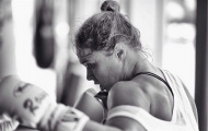 Chùm ảnh: Ronda Rousey mướt mồ hôi chuẩn bị cho UFC 190