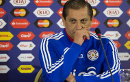 Ramon Diaz nợ học trò 2 xe bán tải