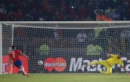 Đá panenka điệu nghệ, Sanchez giúp Chile giải hạn