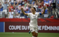 Carli Lloyd - “VĐV kỳ lạ nhất hành tinh”