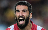 Video: Arda Turan không thèm ký tên lên áo Messi