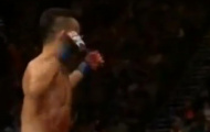 Video: Cú lên gối K.O cực đẹp của Almeida tại UFC 189
