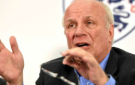 Sếp FA lại tiếp tục chỉ trích Sepp Blatter