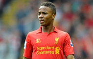 Phụ tình với Liverpool, cha con Sterling bị fan cuồng dọa giết
