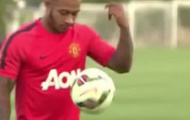 Video: Memphis Depay biểu diễn kỹ thuật trong buổi tập mới đây của Man Utd