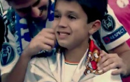 Video: Ronaldo khiến Fan nhí bật khóc vì xúc động
