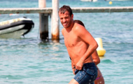 Sang Betis, Van der Vaart có bồ mới
