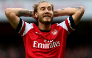 Sao Arsenal nhận 'Thánh' Bendtner là... huyền thoại