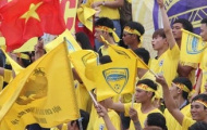 CĐV Thanh Hóa nhuộm vàng sân Long An