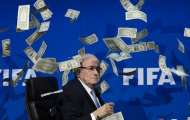 Điểm tin hậu trường 21/07: Cực sốc! Chủ tịch FIFA 'ăn tiền' ngay trong họp báo, Messi bất nhã tại châu Phi
