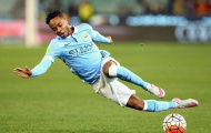 Sterling ghi bàn, Man City vất vả thắng trên chấm 11m