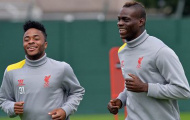 Balotelli kêu gọi CĐV Liverpool tha thứ cho Sterling