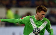 Bendtner bị Wolfsburg cảnh báo b