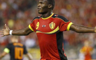 Video: Pha bỏ lỡ không thể tin được của Christian Benteke