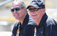 M.U duyệt binh, đại chiến Barca: Sir Alex Ferguson làm quân sư?